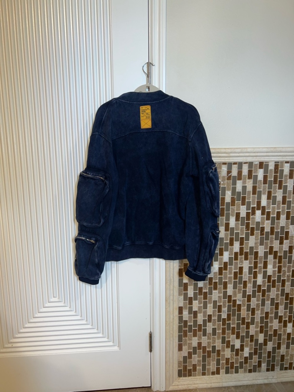 Authentic Men’s Diesel Set - Picture 4 of 11